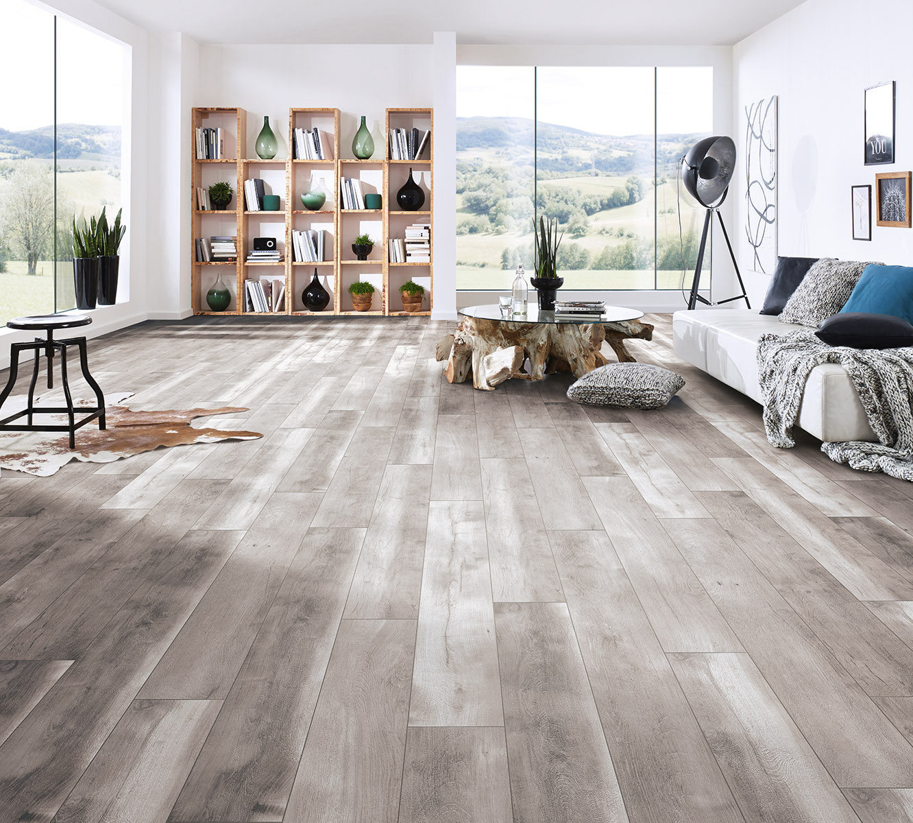 Atlantic 10 Blackwater Oak floor in cozy living room – dark oak tones adding warmth and textured elegance