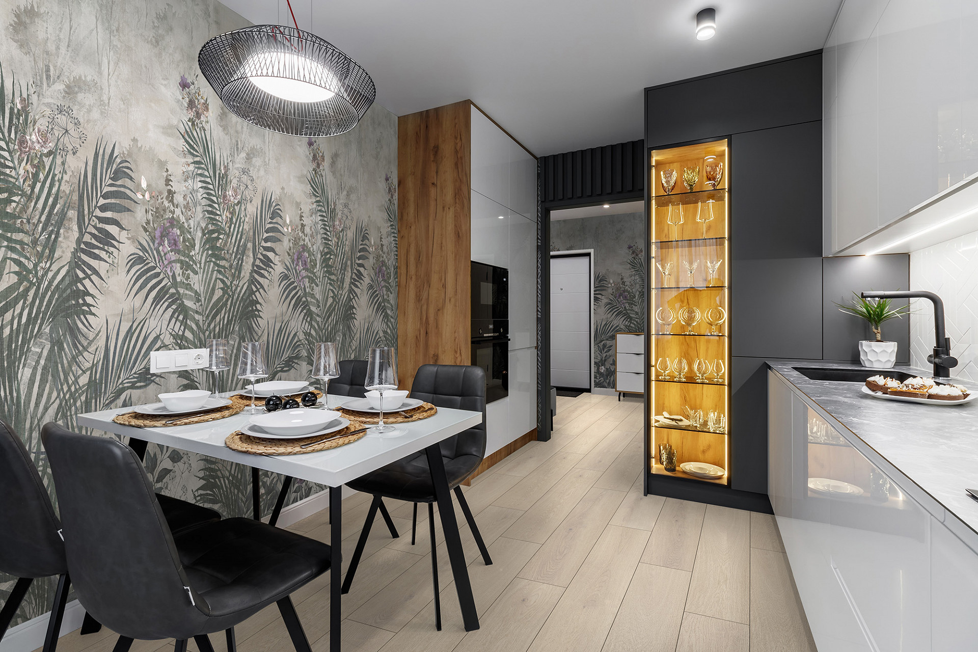 Golden Cane R161 A wall panel in kitchen – accent behind dining table in botanical style