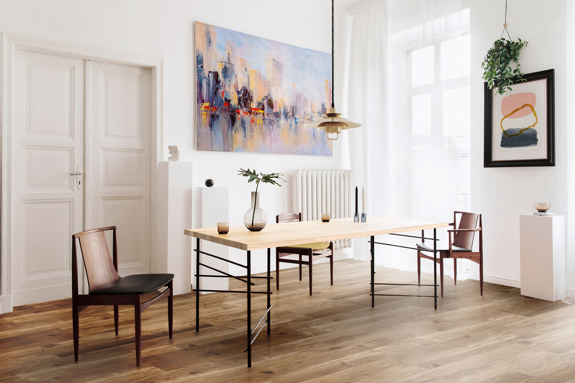 A room beautifully designed with R133 Rosefinch SPC flooring.