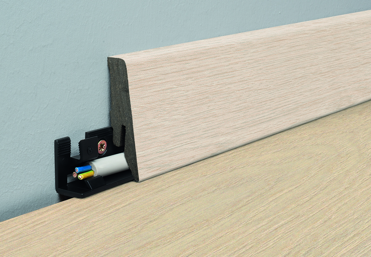 L121 MDF Skirting Board K58C- O.R.C.A (K669)