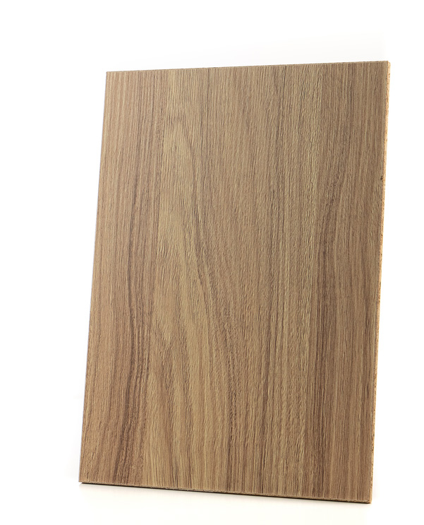 K021 Barley Blackwood sample, medium-fine texture, barley-colored hue.