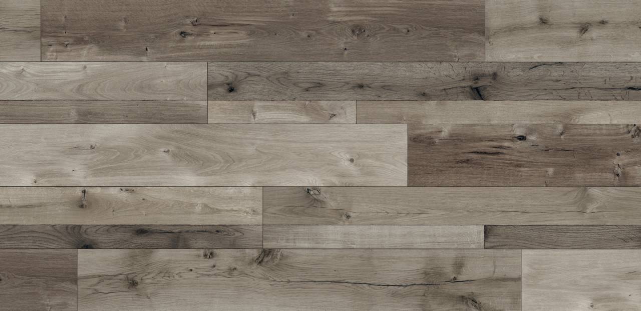 Close-up view of K4364 Oak Farco Colo Laminate Flooring, exhibiting the intricate grain patterns and earthy, warm tones.