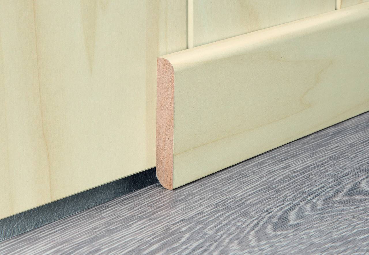 9049 Alaska Birke, Skirting Board | Kronowall 