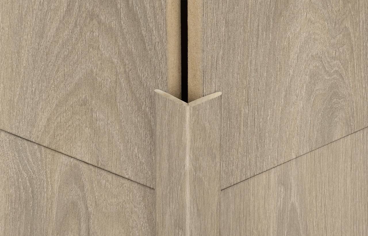 8575 Skirting Kronowall 3D angle