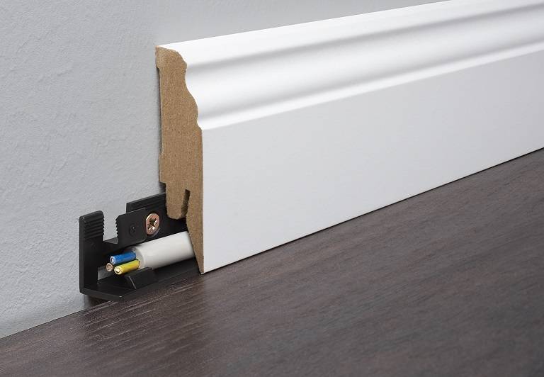 9002 White MDF Skirting Board, profiled, 70 mm x 17